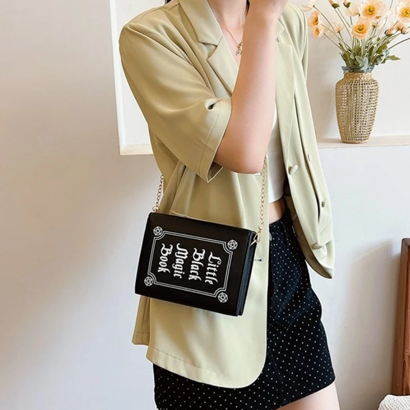 Women'S Fashion Edgy - Trendy Box Shaped Youth Shoulder Bag